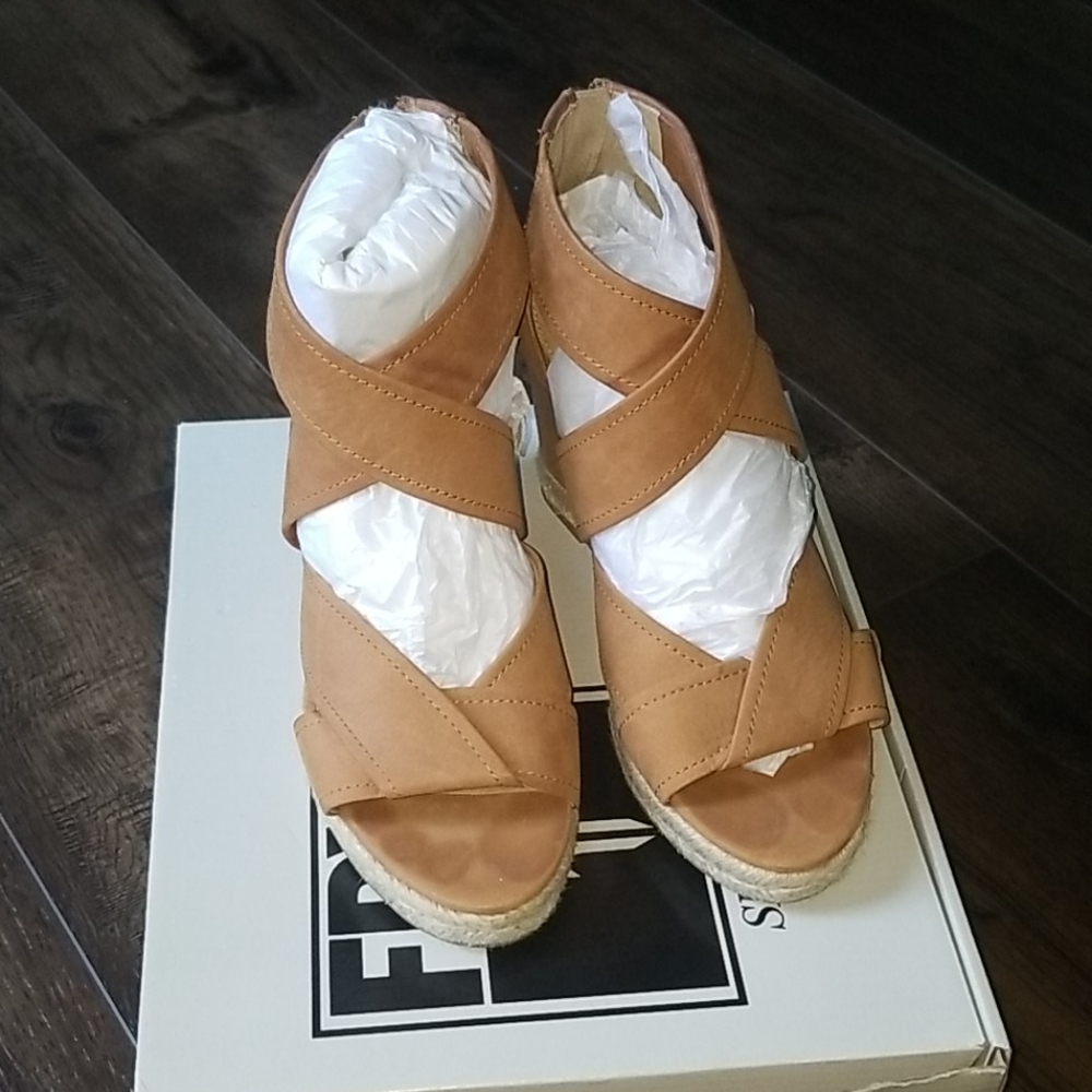 Frye Roberta Strap Wedge